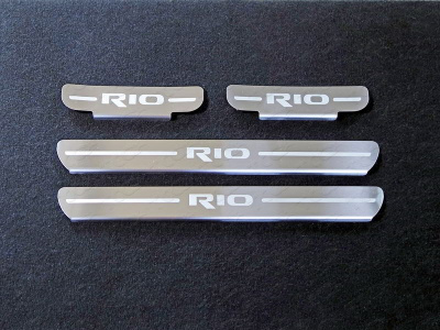 Kia Rio (17–) Накладки на пороги (лист шлифованный надпись RIO) 4шт